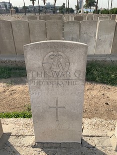 BAGHDAD (NORTH GATE) WAR CEMETERY - FINNIS, FREDERICK